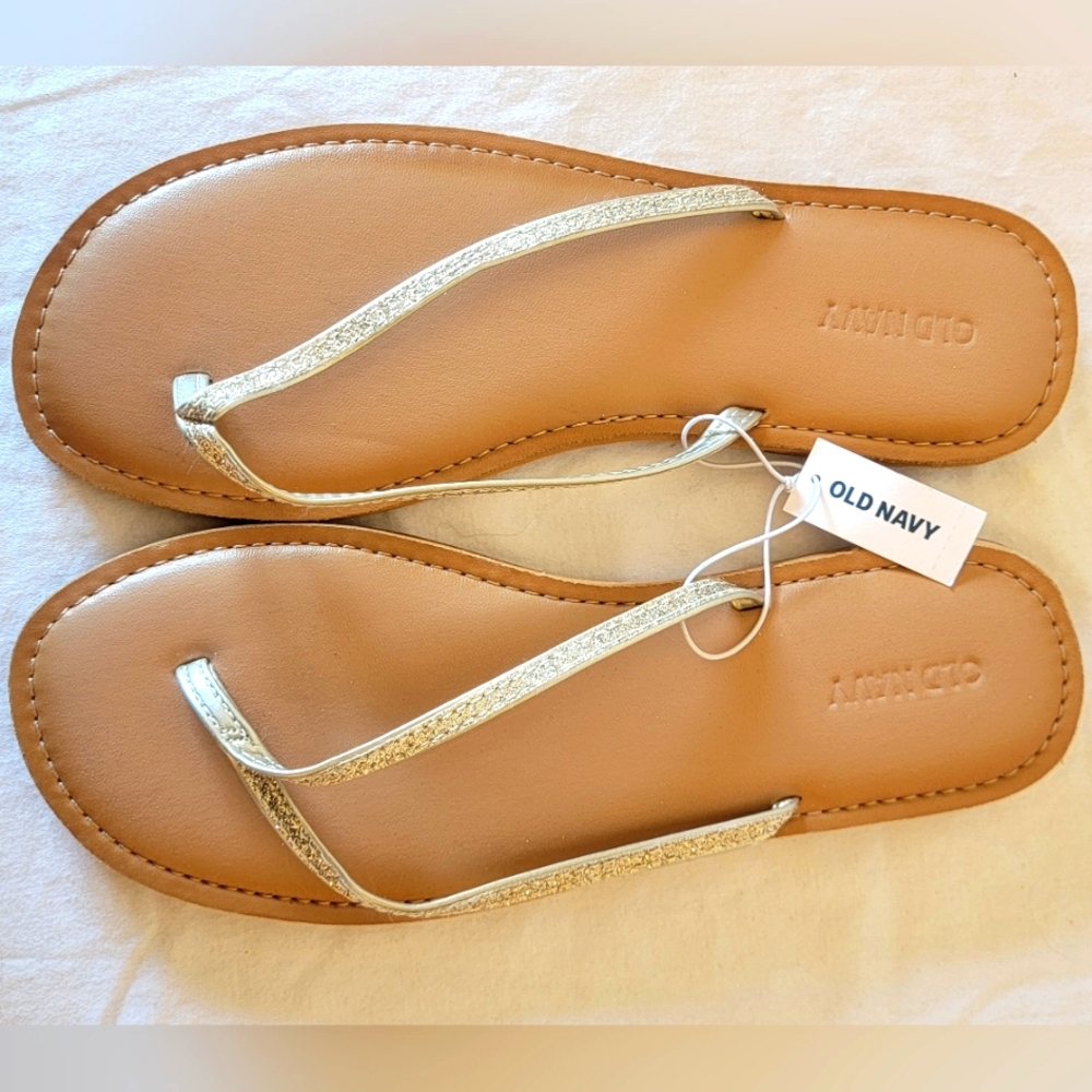 Sparkly Silver and Tan NWT Old Navy Thong Toe/ Flip-Flops